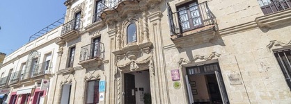 Casa Palacio De Los Leones
