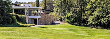 Mercure Brignoles Golf De Barbaroux