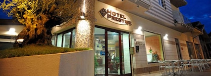 Hotel Prestige