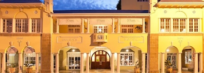 Queens Hotel