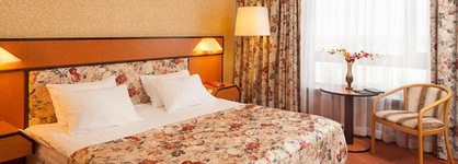 Cosmos Hotel