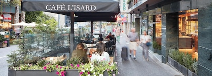 Hotel De L'isard
