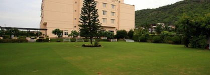 Hotel Paras Mahal