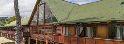 Knysna Log-Inn Hotel