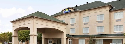 Days Inn By Wyndham Ottawa Airport