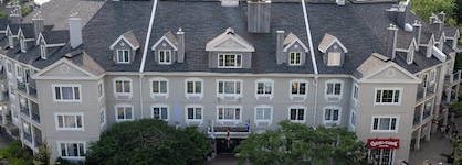 Holiday Inn Express And Suites Tremblant, An Ihg Hotel