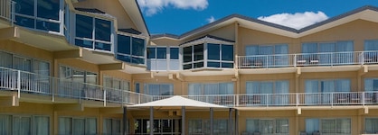Picton Beachcomber Inn