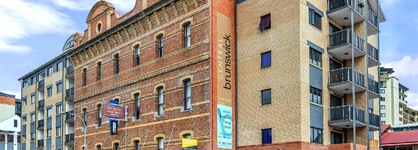 Central Brunswick Apartment Hotel