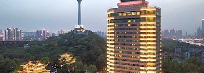 Holiday Inn Riverside Wuhan By Ihg