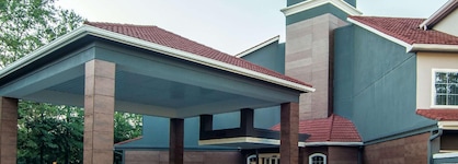 La Quinta Inn & Suites By Wyndham Atlanta Perimeter Medical