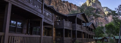 Zion Lodge