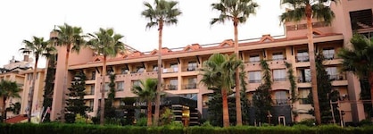 Fame Residence Kemer & Spa