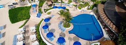 The Reef Playacar Beach Resort & Spa