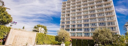 Cameo Beverly Hills