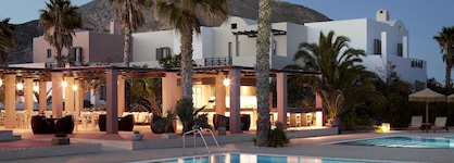 9 Muses Santorini Resort