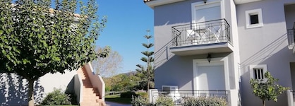 Astra Village Hotel Suites