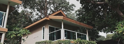 Phi Phi Bayview Premier Resort
