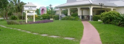 Royal Islander Hotel