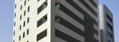 Howard Johnson By Wyndham Bur Dubai