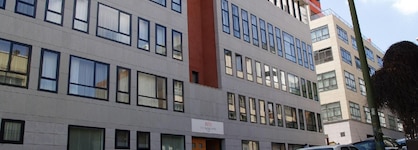 Eco Alcala Suites