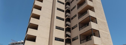 Apartamentos Dynastic Rooms