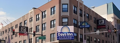 Hotel Versey Days Inn By Wyndham Chicago