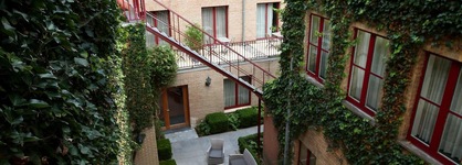 Hotel Acacia