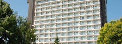 Ramada Bucharest Parc Hotel