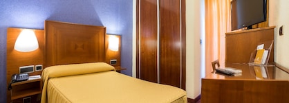 Torreluz Centro Hotel