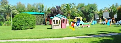 Marina Club Hotel