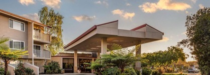 Best Western Plus Garden Court Inn