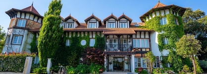 Hotel Torres De Somo