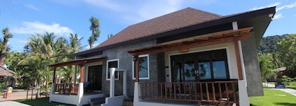Southern Lanta Resort