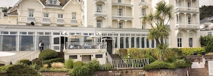 Somerville Hotel