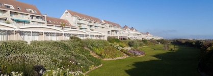 Dolphin Beach Hotel