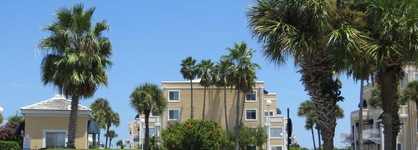 Royal Mansions Oceanfront Condominium Resort