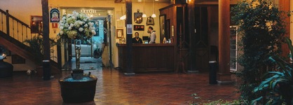 Hotel & Suites El Quijote