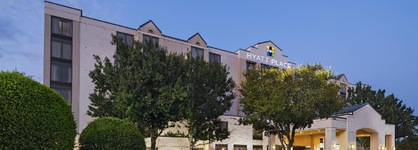 Hyatt Place Austin Arboreteum