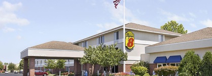 Super 8 By Wyndham Madison South