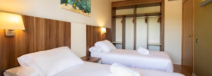 Golden Avenida Family Suites