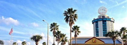Super 8 By Wyndham Orlando International Drive