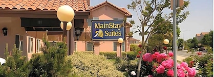 Rodeway Inn & Suites