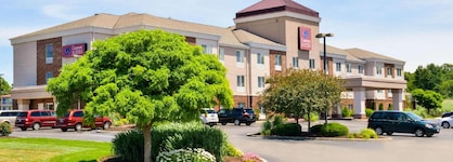 Comfort Suites