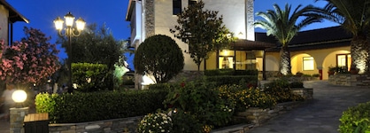 Blue Dolphin Hotel