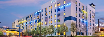 Aloft Chicago O'hare