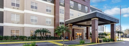 La Quinta Inn & Suites By Wyndham Tampa Central
