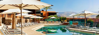 Salobre Hotel Resort & Serenity