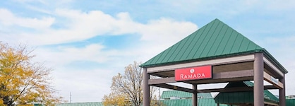Ramada By Wyndham Plymouth Hotel & Conference Center