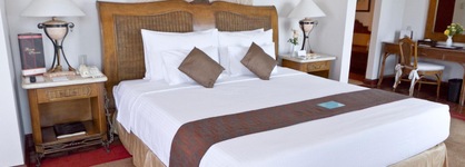 Waterfront Airport Hotel & Casino