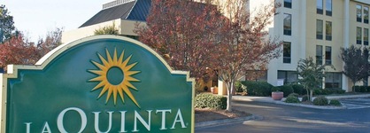 La Quinta Inn & Suites By Wyndham Charlotte Airport North